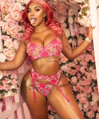 Проститутка  Надежда